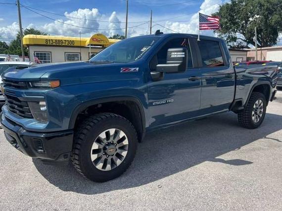 CHEVROLET SILVERADO HD 2024 2GC4YMEY0R1235662 image